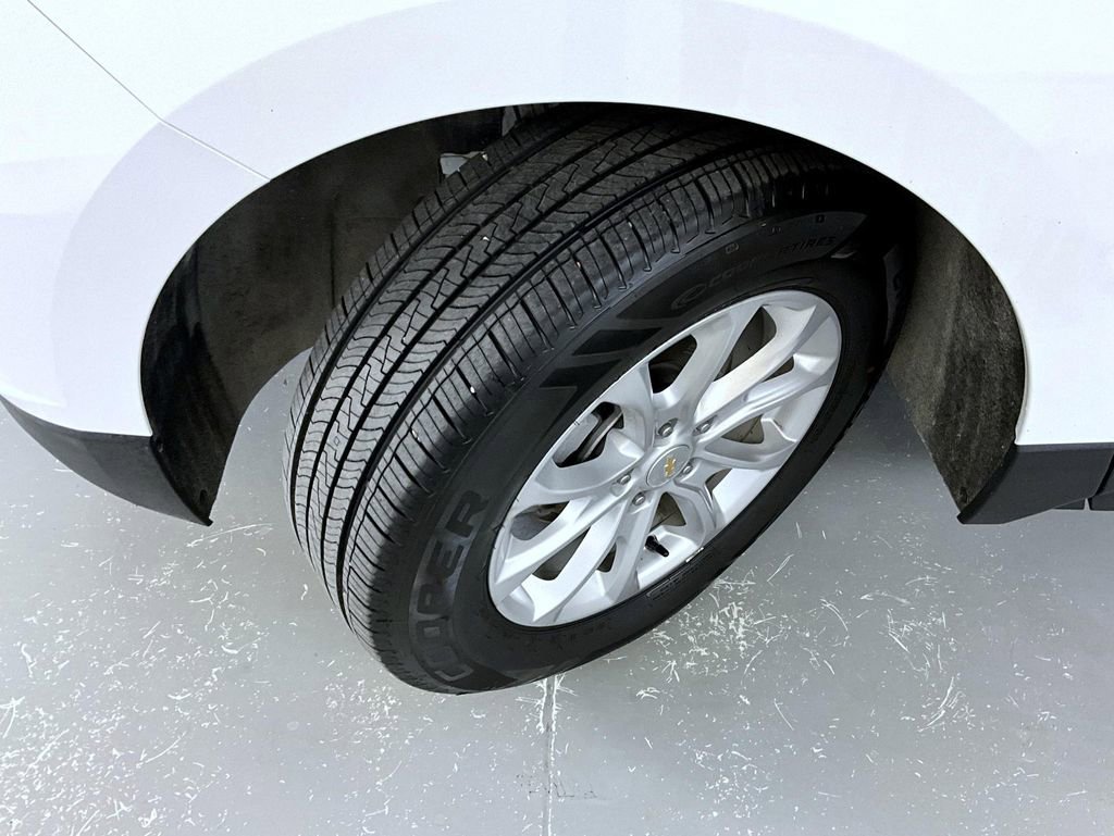 Certified Used 2021 SUMMIT WHITE Chevrolet LT image 23