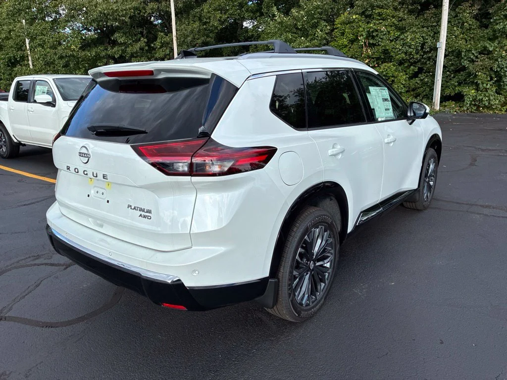 New 2026 Everest White Pearl TriCoat Nissan Platinum image 8