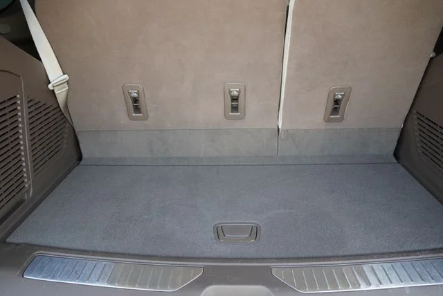 Used 2023 White GMC Denali image 11