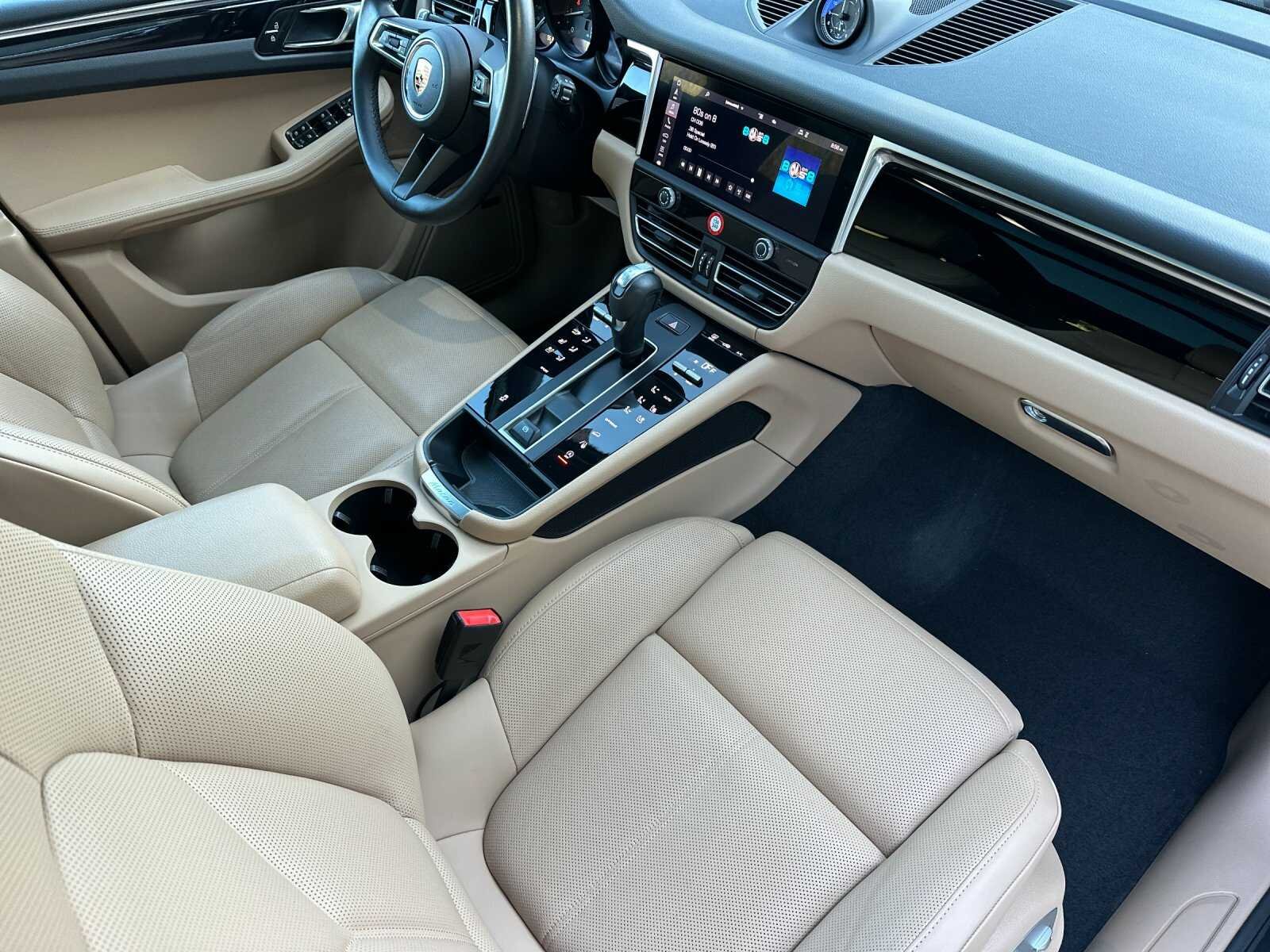 Used 2024 Volcano Grey Metallic Porsche 4D Sport Utility image 19