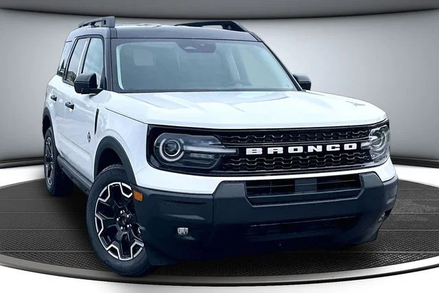New 2026 Oxford White Ford Outer Banks® image 2