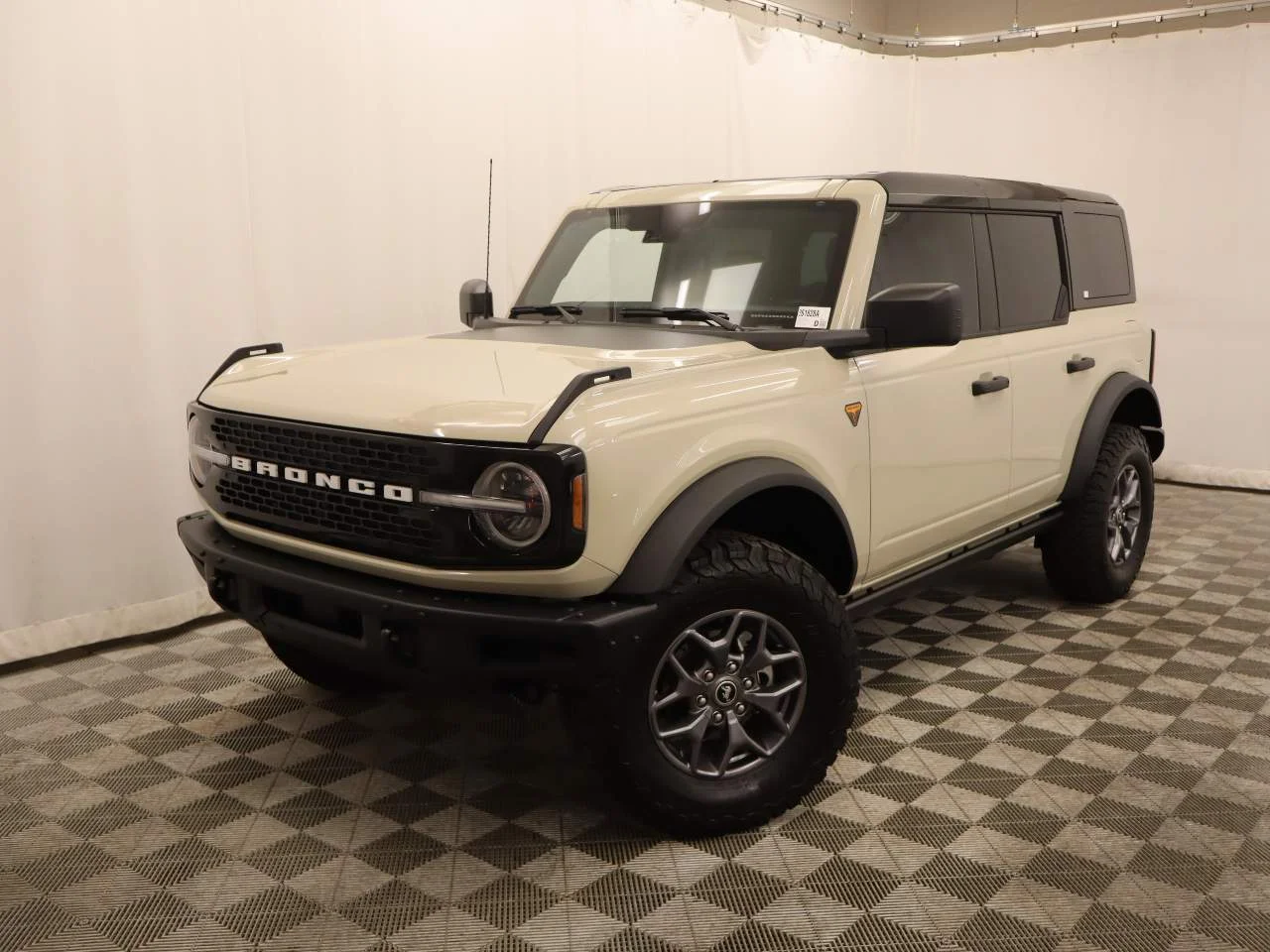 2025 Ford Bronco 4-Door