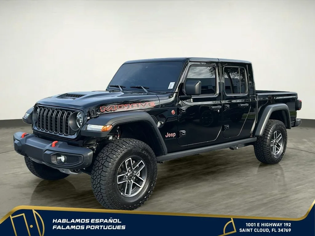 Used 2025 Black Jeep Mojave 4x4 image 2