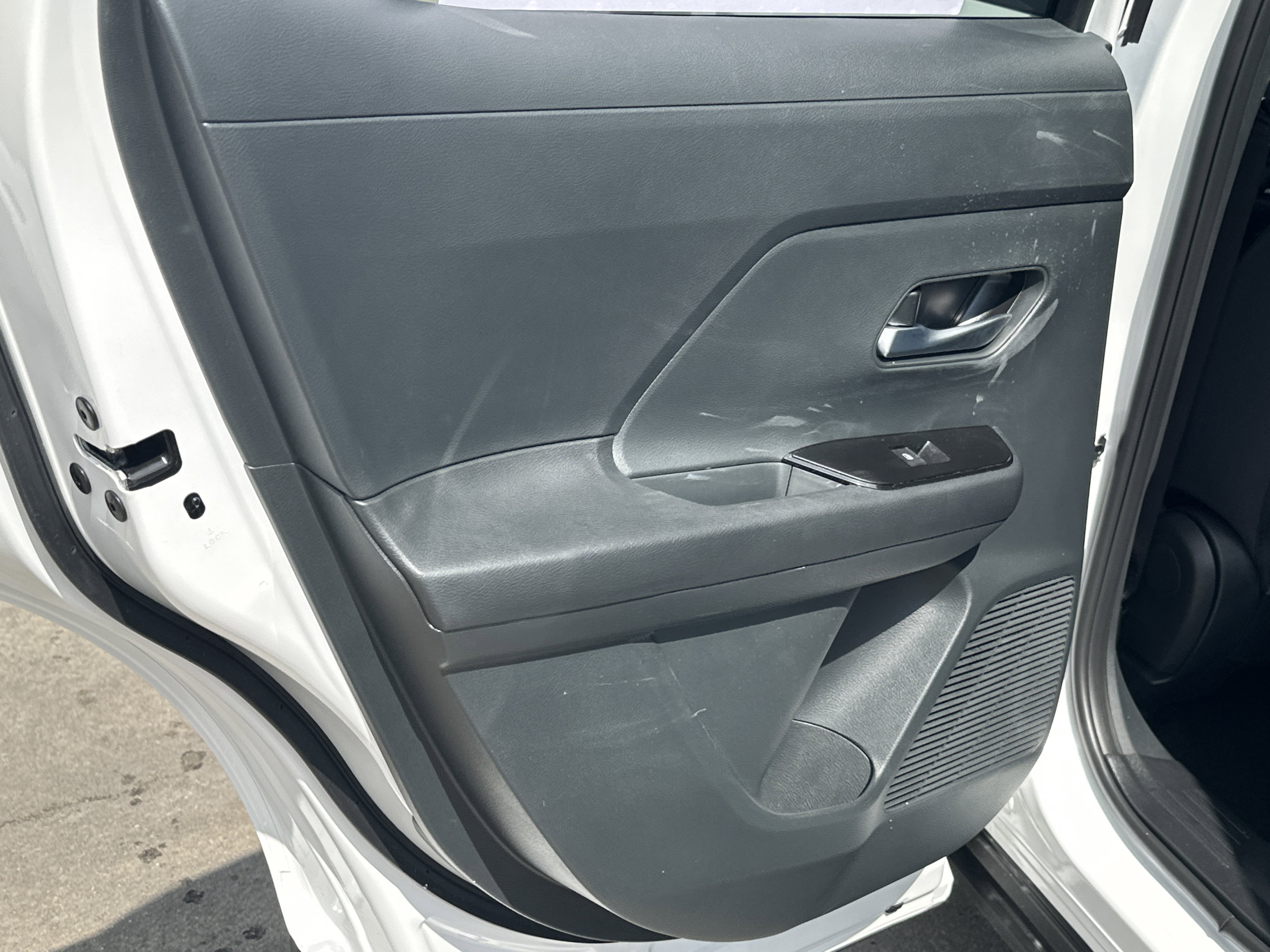 2026 Nissan KICKS SV - Photo 22