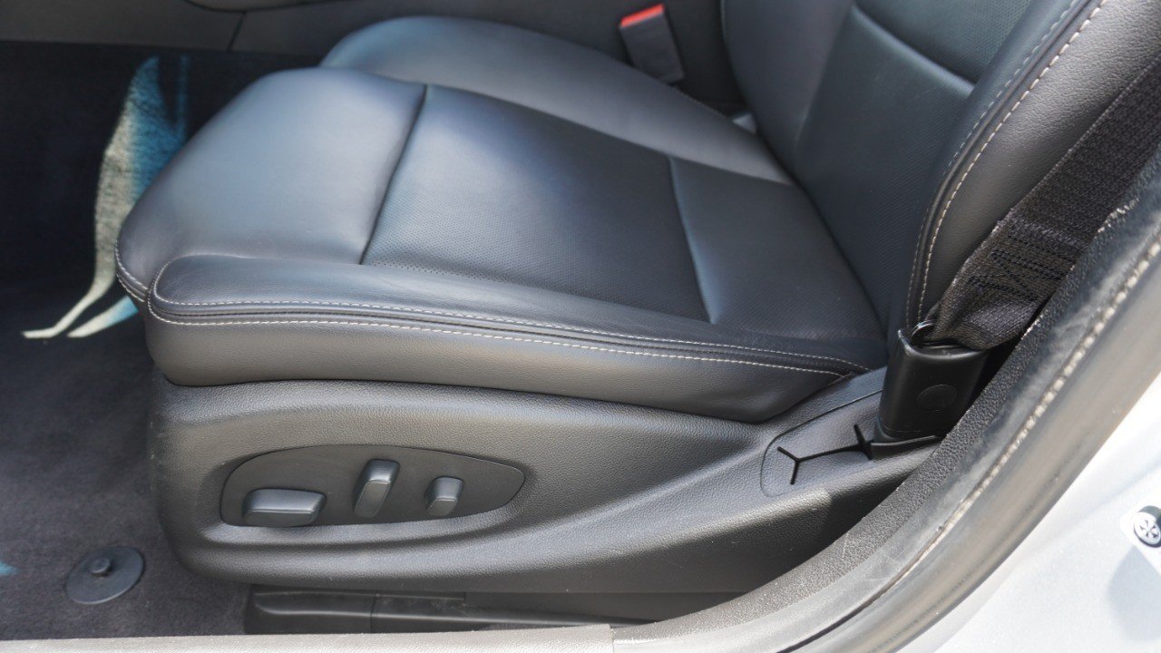 Used 2018 Silver Cadillac Luxury RWD image 24