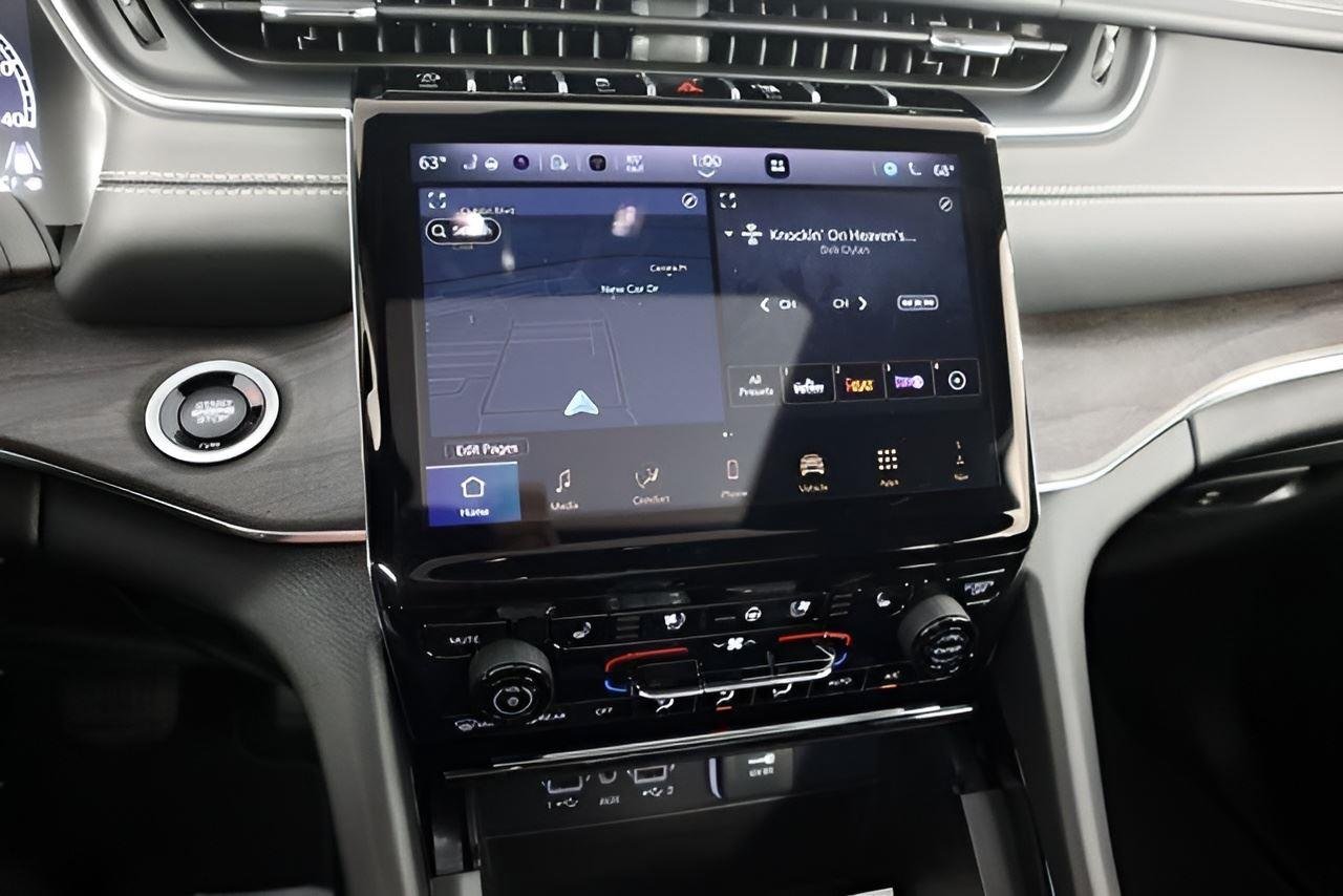 2025 Jeep Grand Cherokee L Overland - Photo 12