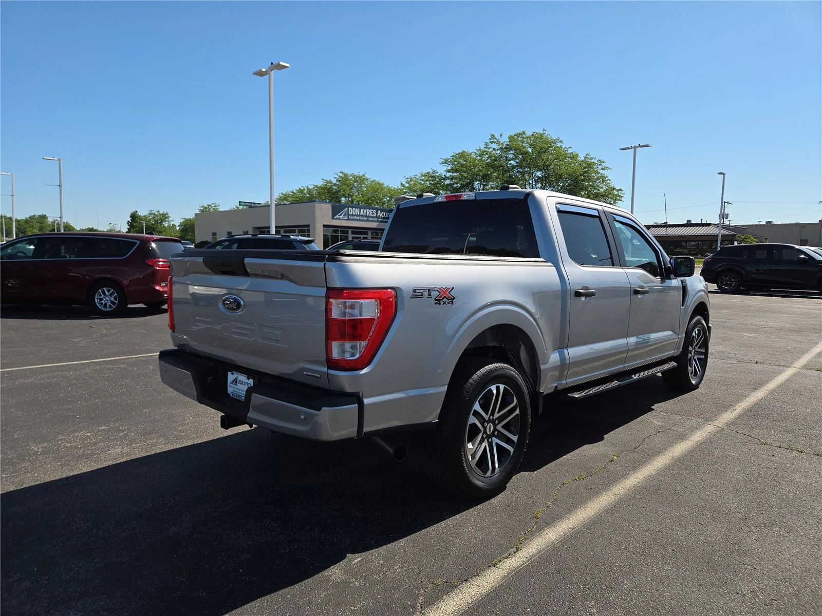 Used 2023 Iconic Silver Ford XL image 30