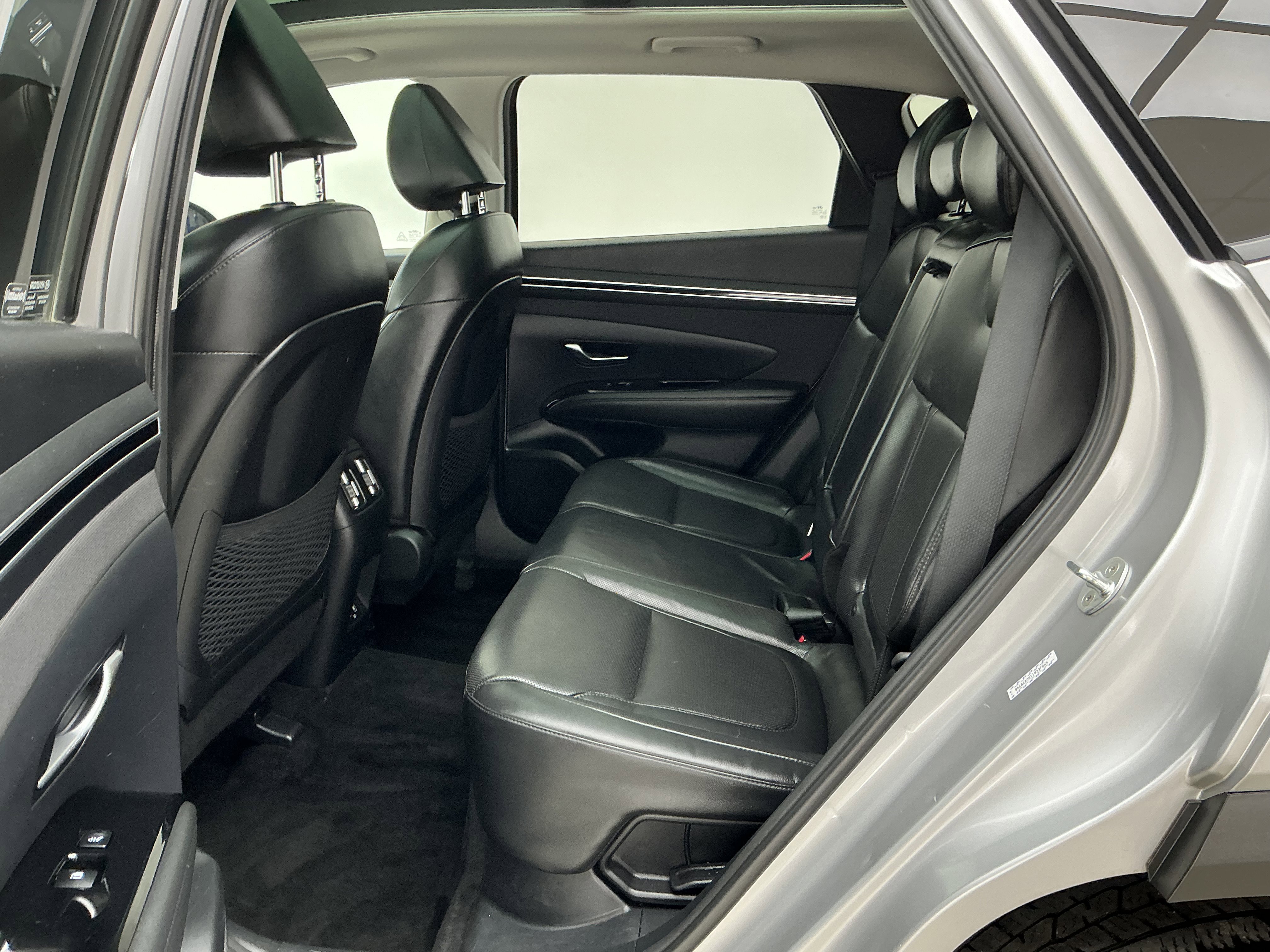 2022 Hyundai Tucson Limited - Photo 19