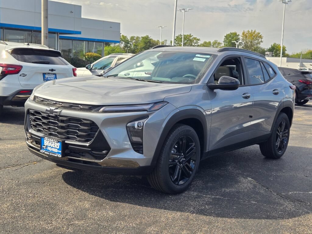 2026 Chevrolet Trax LT - Photo 3