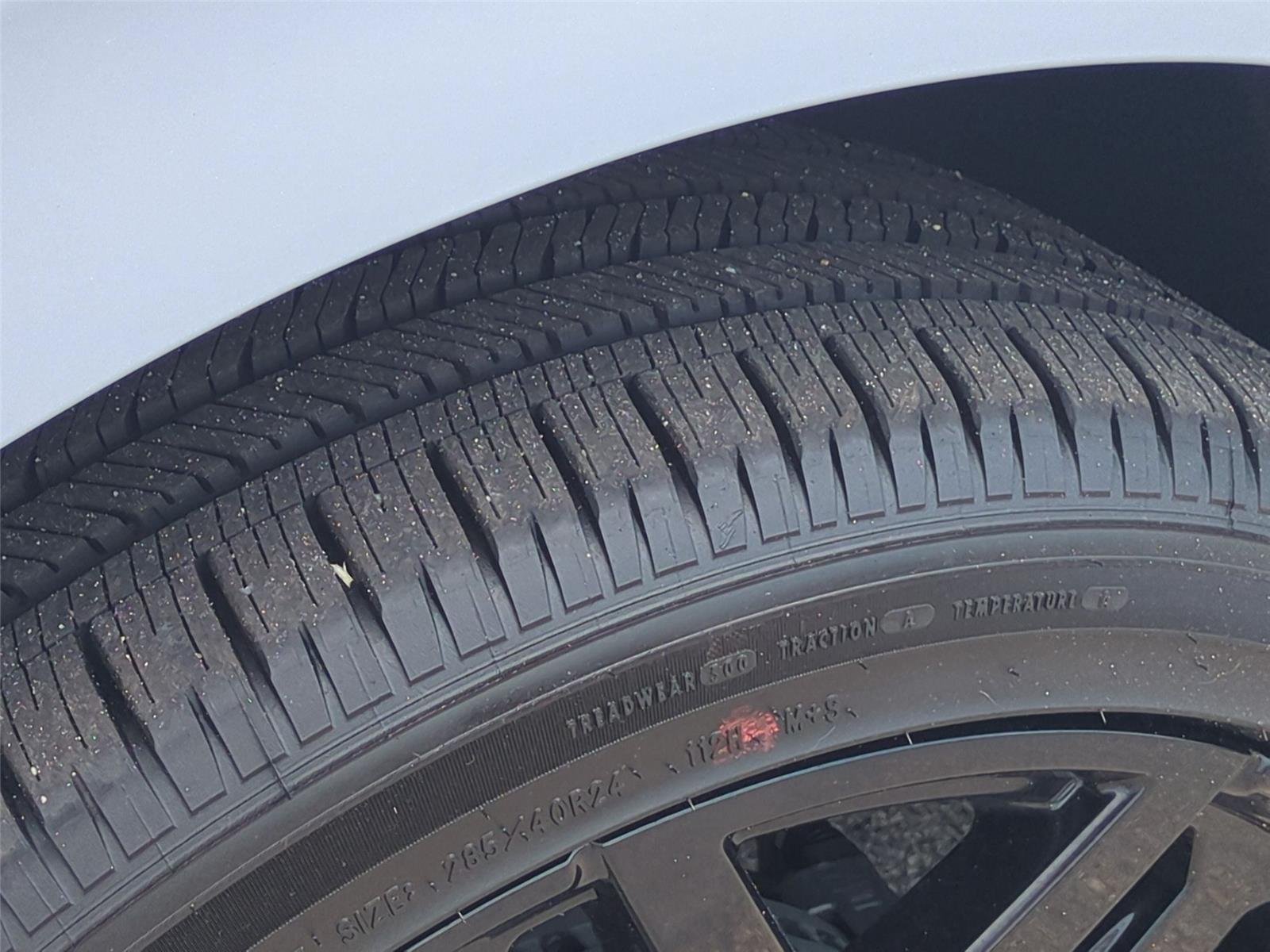 New 2026 Glacier Gray Metallic Tri-Coat Ford MAX Platinum® image 13