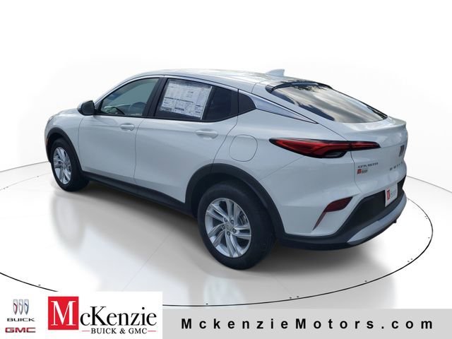 New 2026 Summit White Buick Preferred image 3