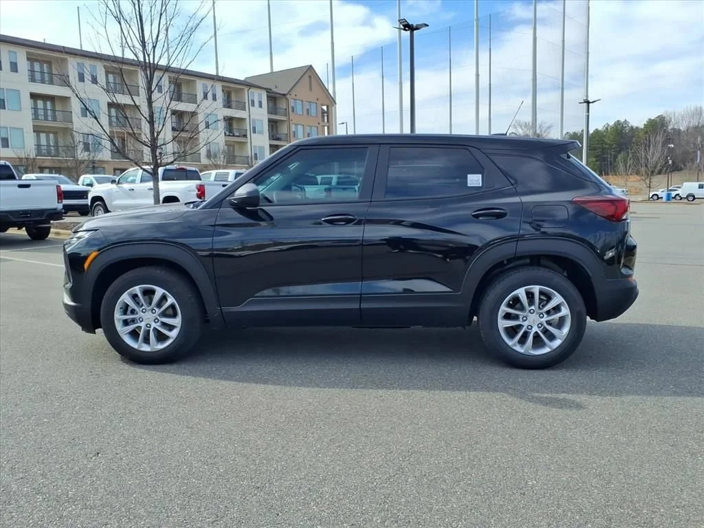 New 2026 Mosaic Black Metallic Chevrolet LT image 28