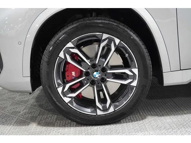 New 2026 Space Silver Metallic BMW xDrive28i image 6