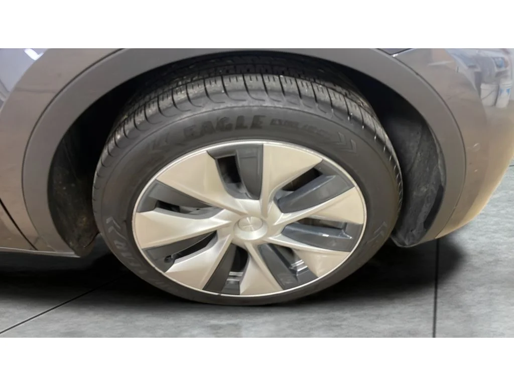 Used 2020 Charcoal Tesla Long Range image 20