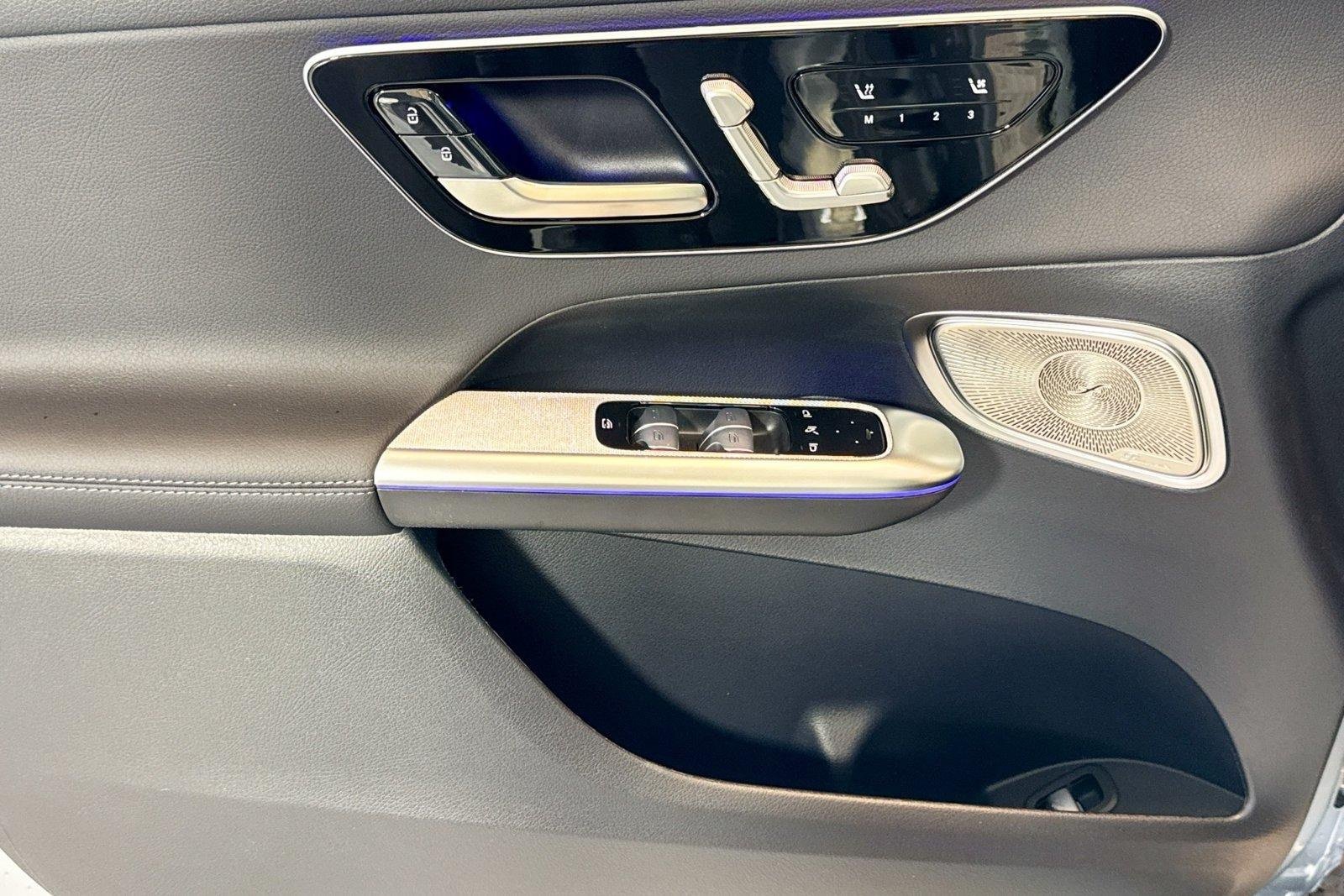 New 2026 Cirrus Silver Metallic Mercedes-Benz GLC 300 image 16