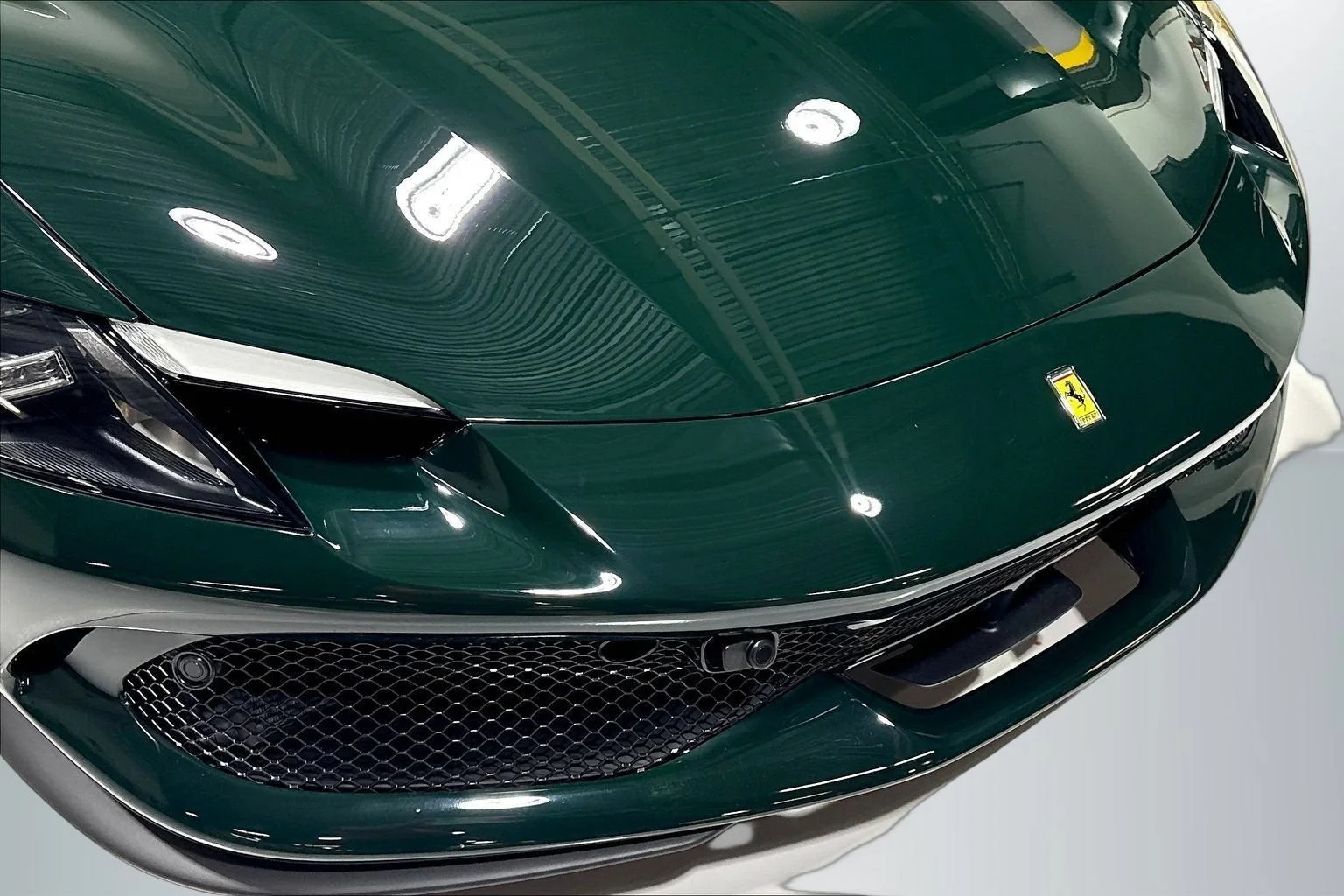 Used 2024 Verde British Ferrari Base image 27