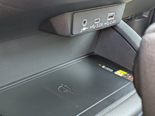 Used 2026 Gray Subaru Premium image 33