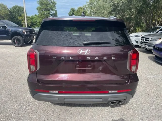 Used 2025 Sierra Burgundy Hyundai SEL Premium 8P image 3