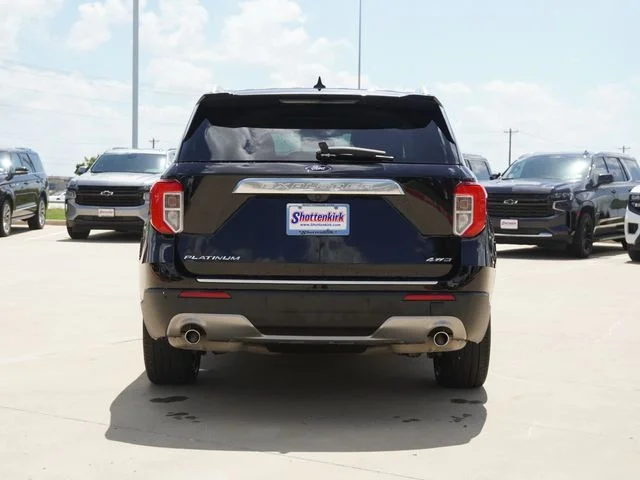 Used 2023 Black Ford Platinum image 4