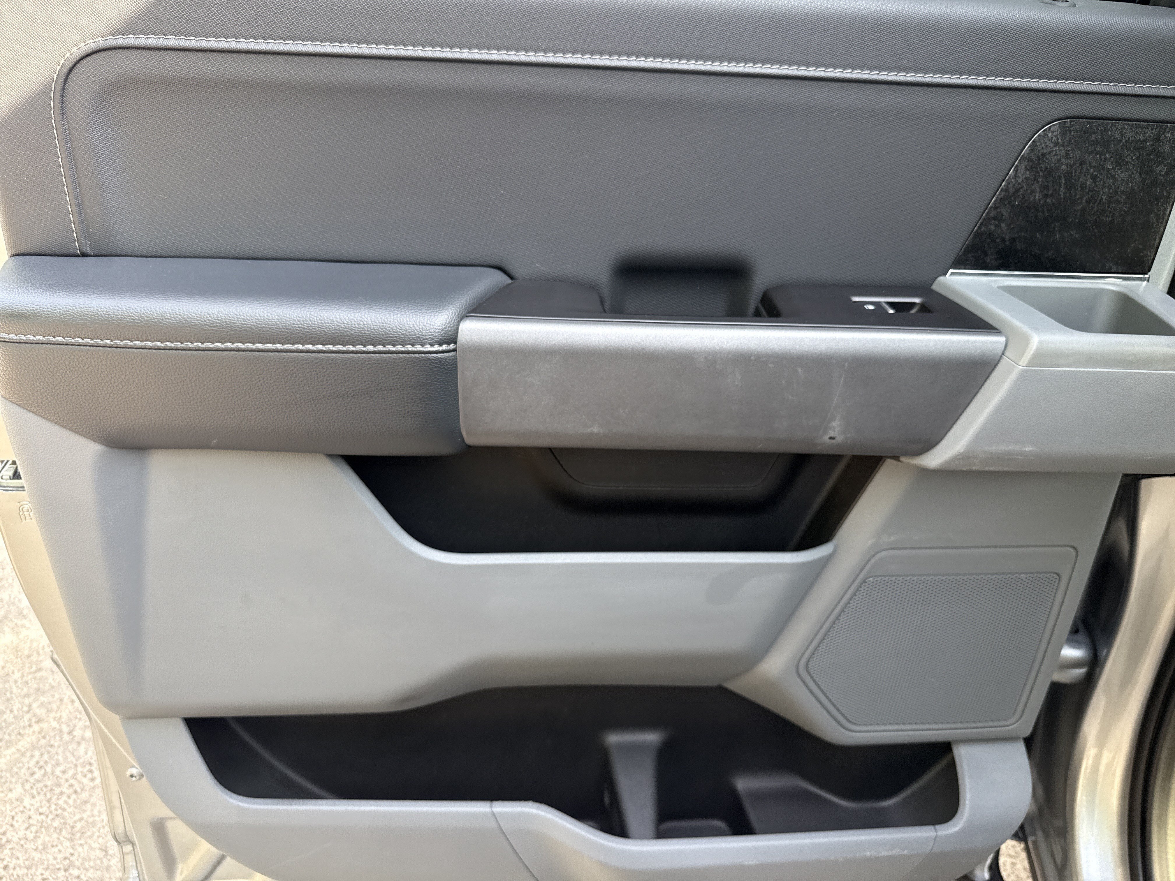 Used 2023 Silver Metallic Ford XLT image 20