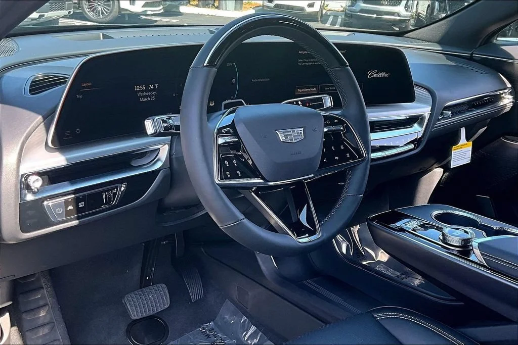 2026 Cadillac LYRIQ Luxury - Photo 8