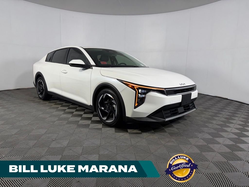 2025 Kia K4 EX AT's photo
