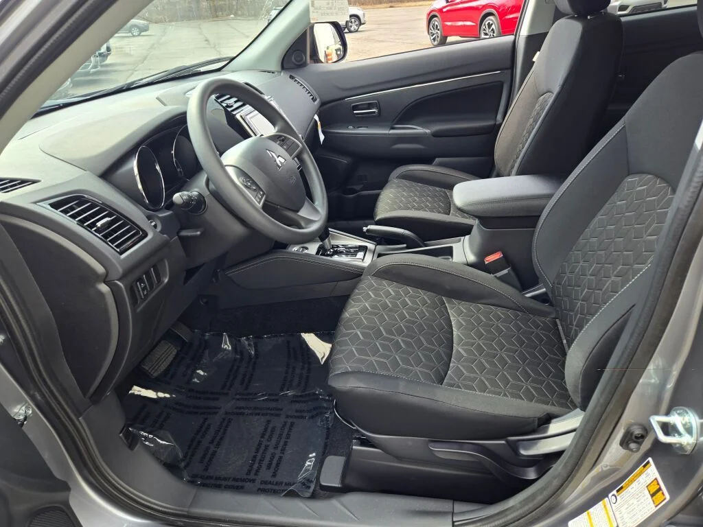 Used 2026 Gray Mitsubishi 2.0 ES image 15