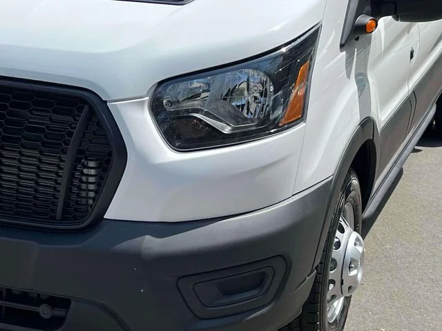New 2027 White Ford HR CARGO AWD image 9