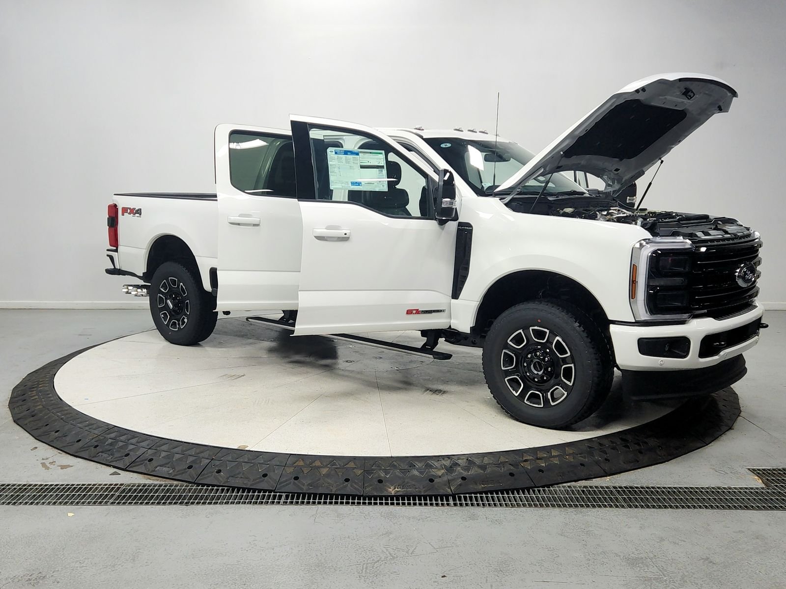 2026 Ford F-350 Super Duty Platinum - Photo 9