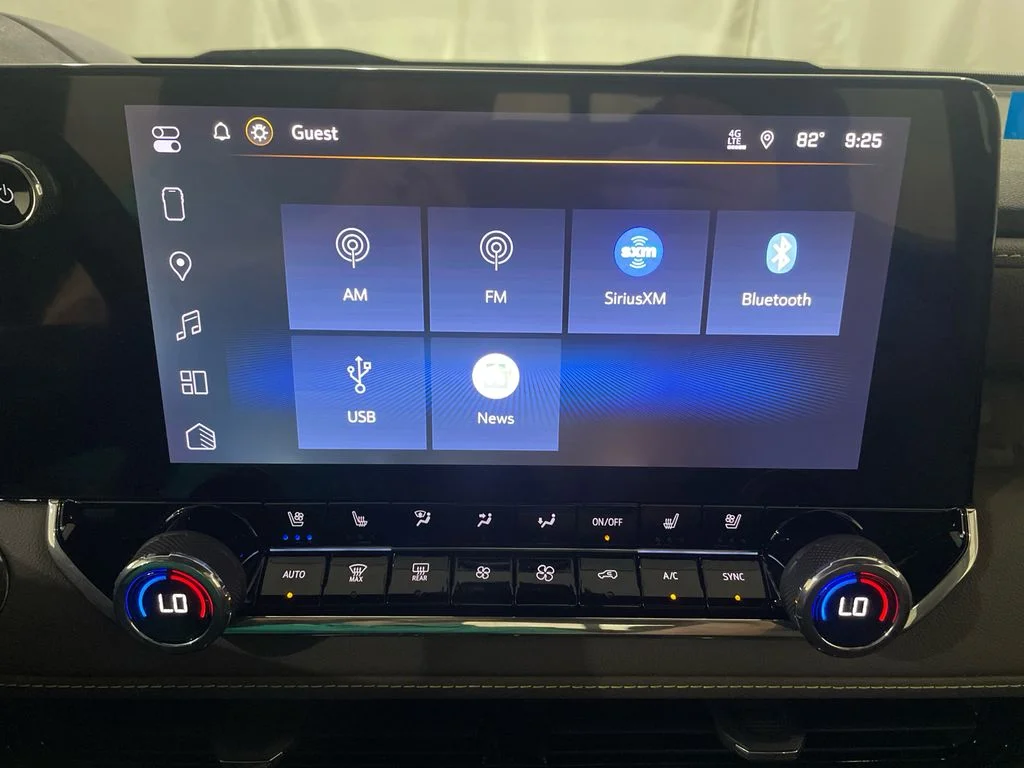 2026 Chevrolet Colorado ZR2 - Photo 16