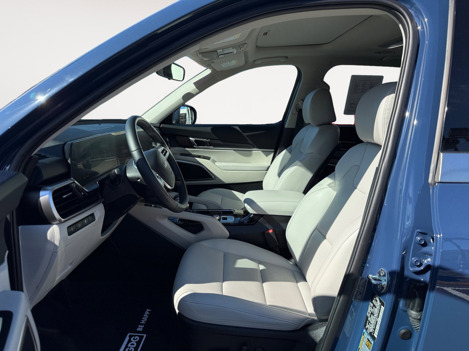 Used 2024 Midnight Lake Blue KIA S image 10