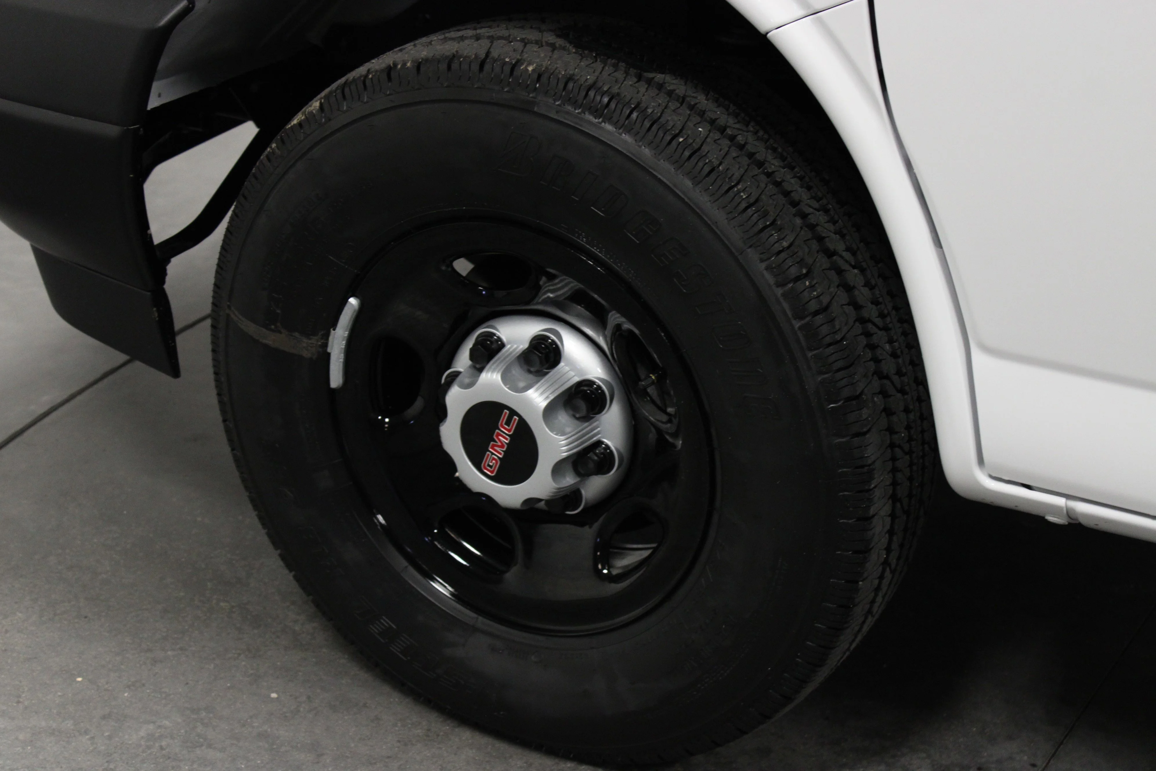 New 2026 Summit White GMC Work Van image 10