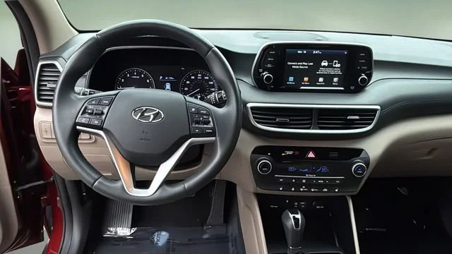Used 2020 Gemstone Red Hyundai Limited image 9