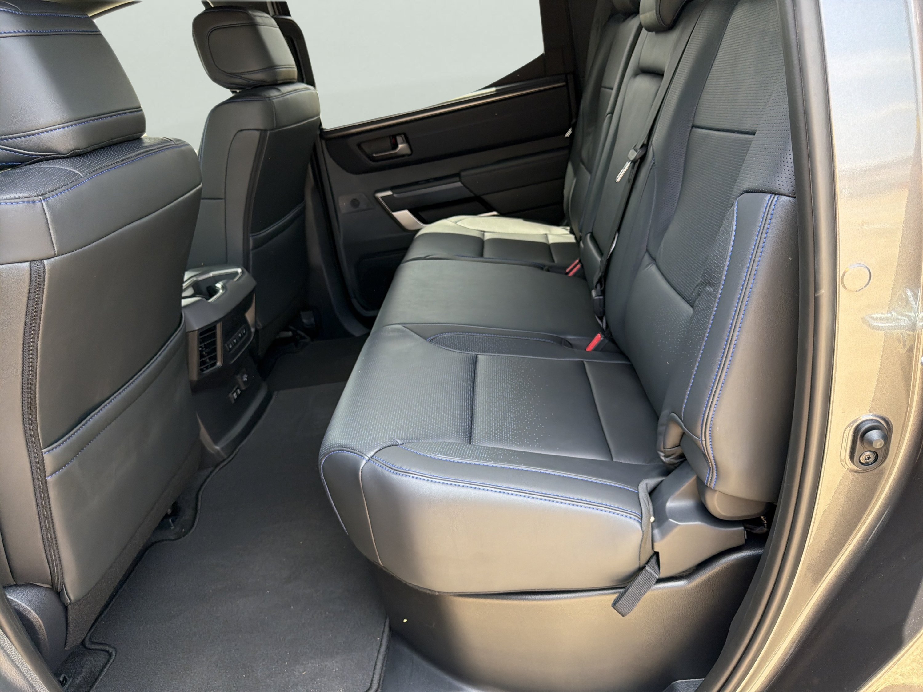 2026 Toyota Tundra Platinum - Photo 14