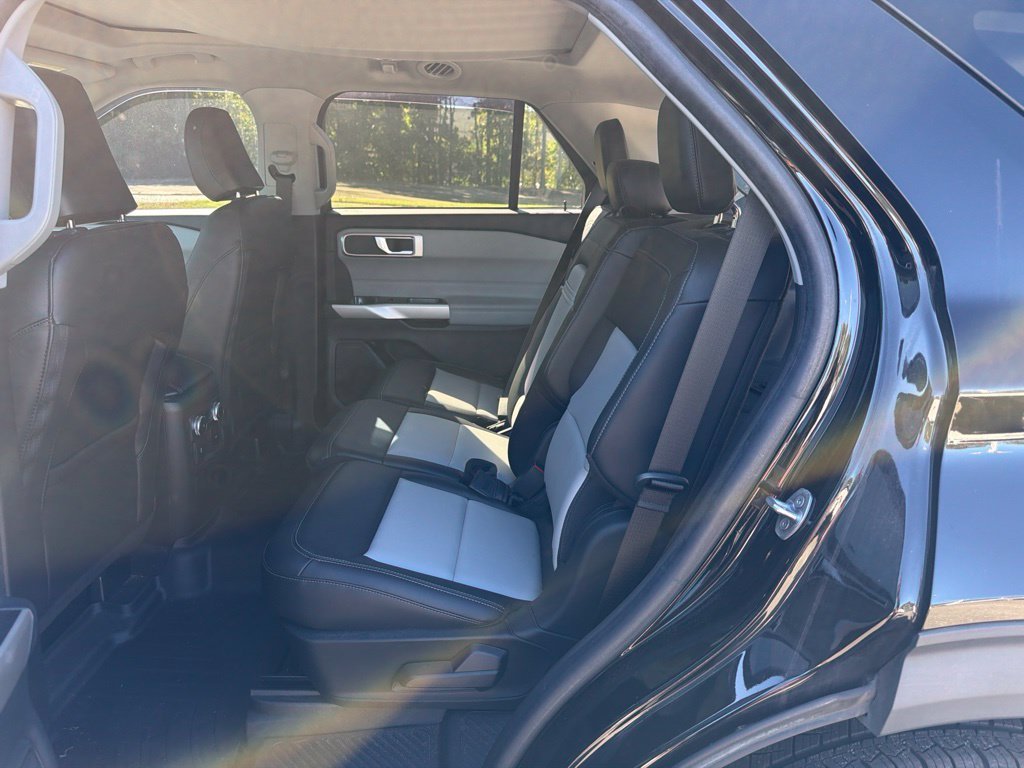 Used 2022 Black Ford XLT image 15