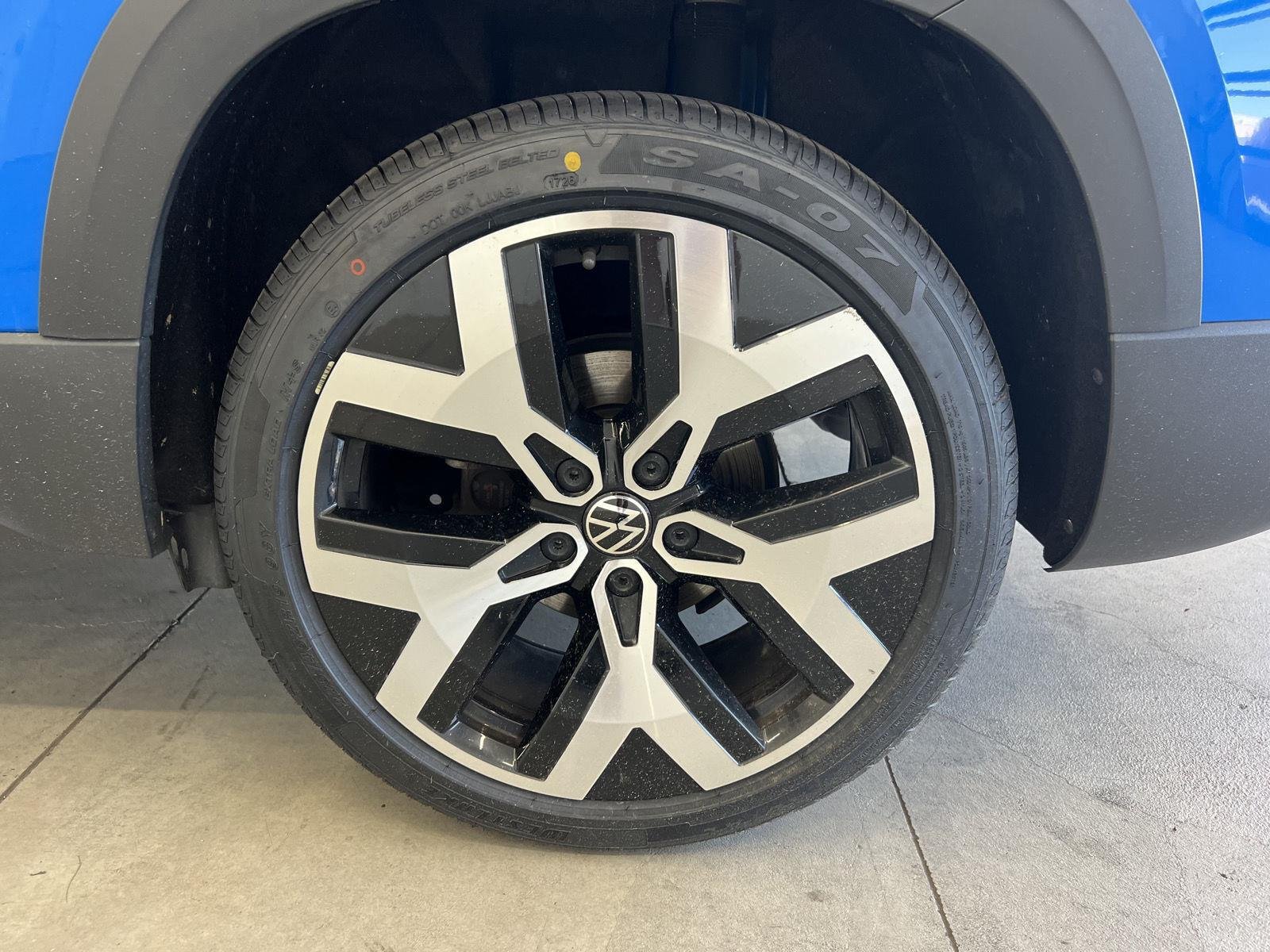 2023 Volkswagen Taos SEL - Photo 10