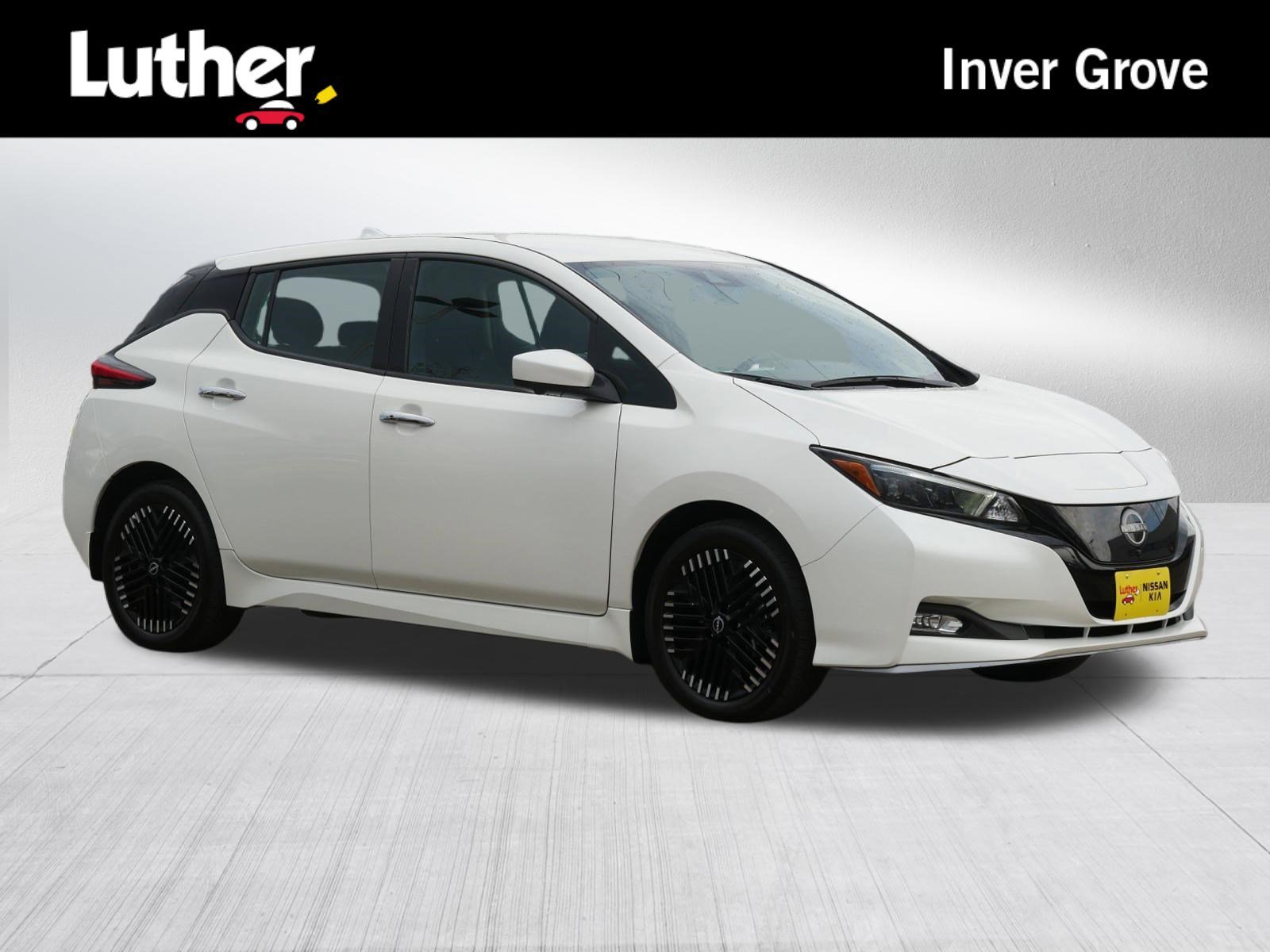 2024 Nissan Leaf SV PLUS's photo