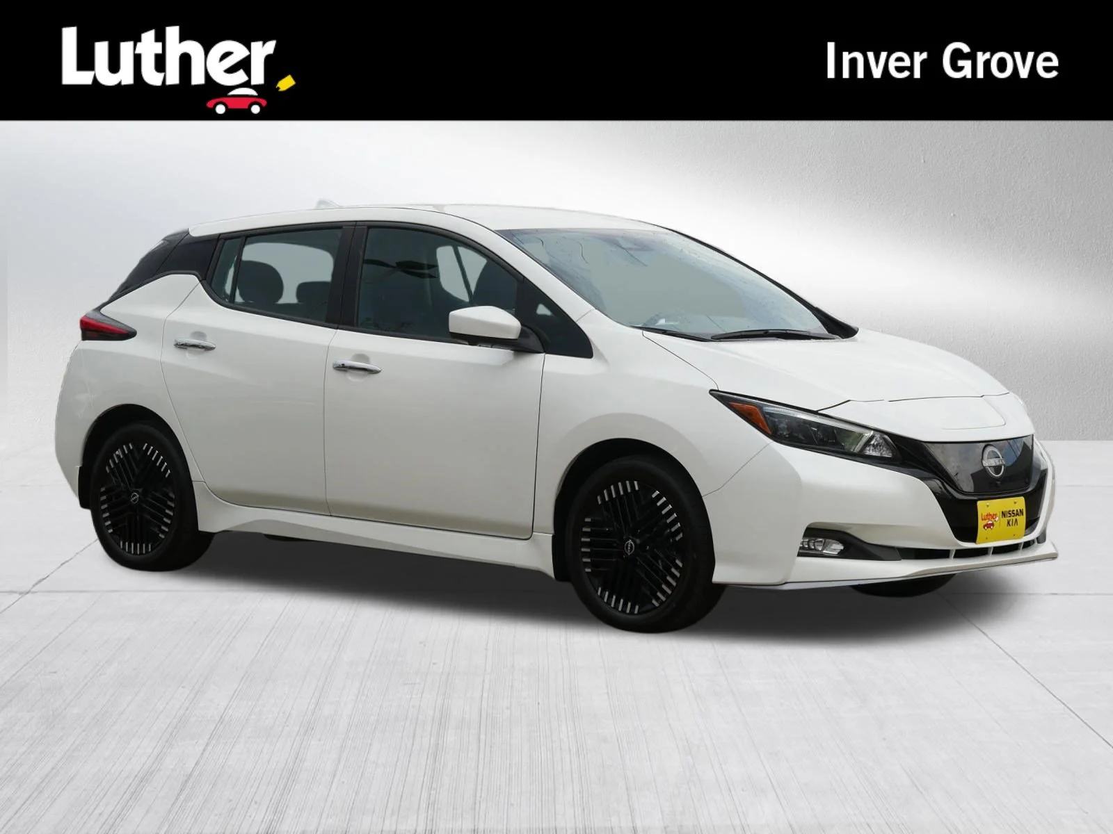 2024 Nissan Leaf SV PLUS's photo