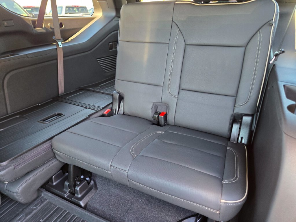 2027 GMC Yukon XL Elevation - Photo 8