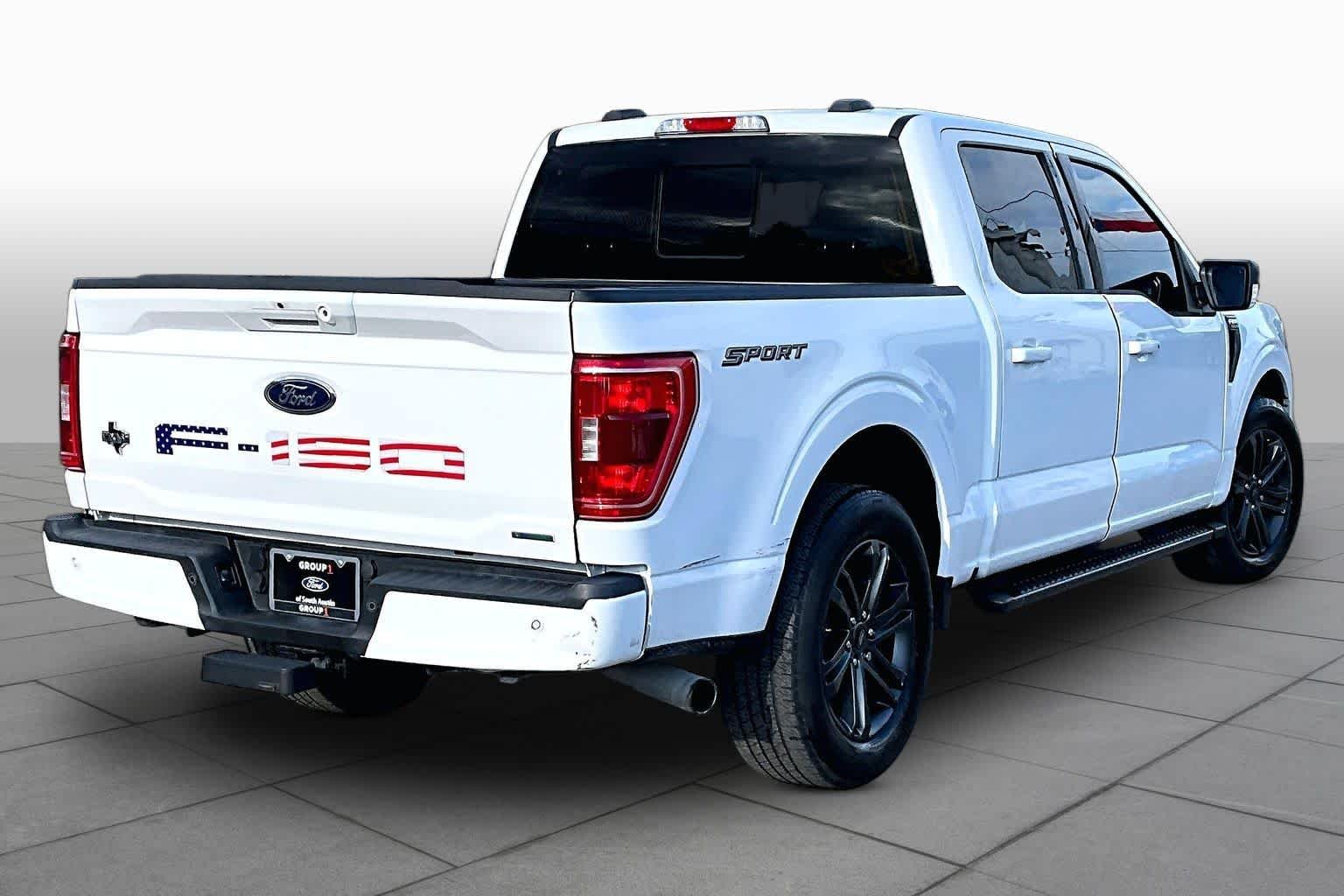 Used 2022 Oxford White Ford XLT image 15
