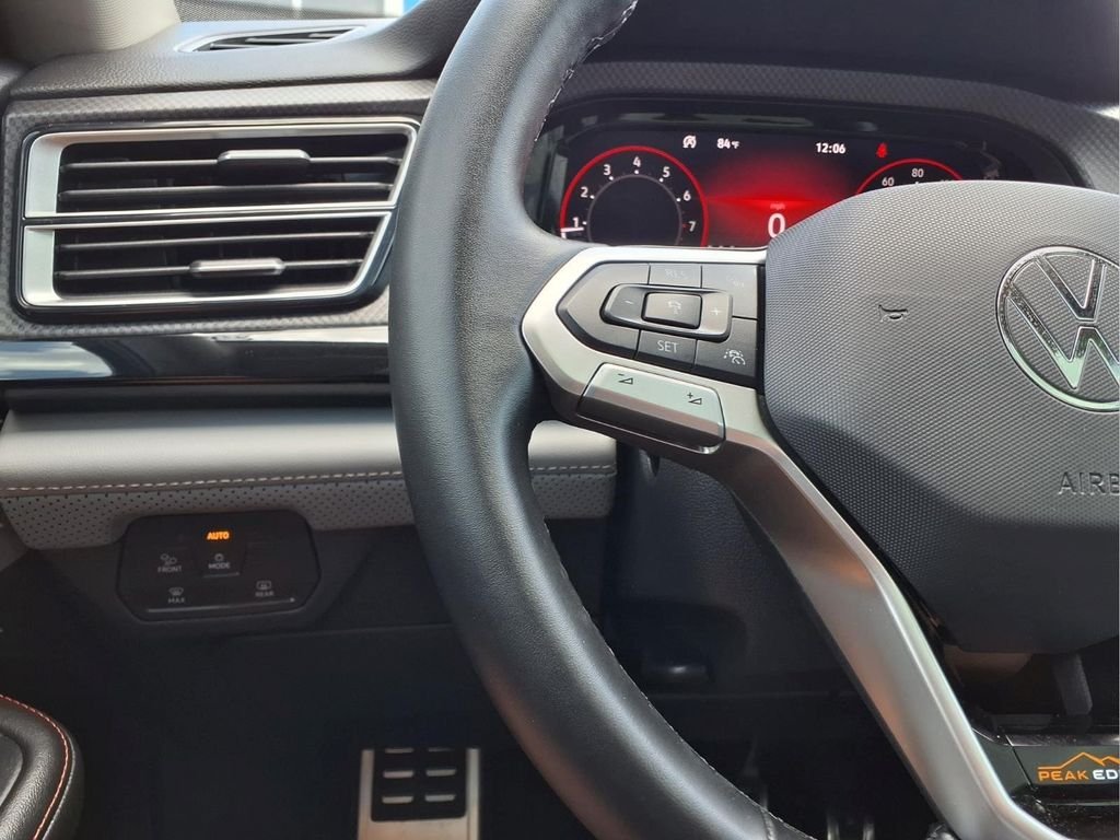 Used 2024 Gray Volkswagen 2.0T Peak Edition SE w/Technology image 18