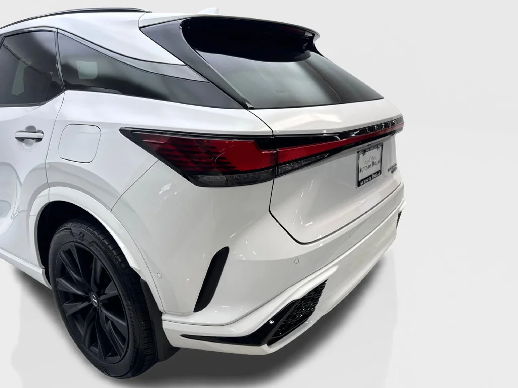 Used 2023 White Lexus 500h F SPORT Performance image 21