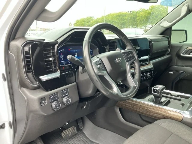 2023 Chevrolet Silverado 1500 LT Trail Boss - Photo 10