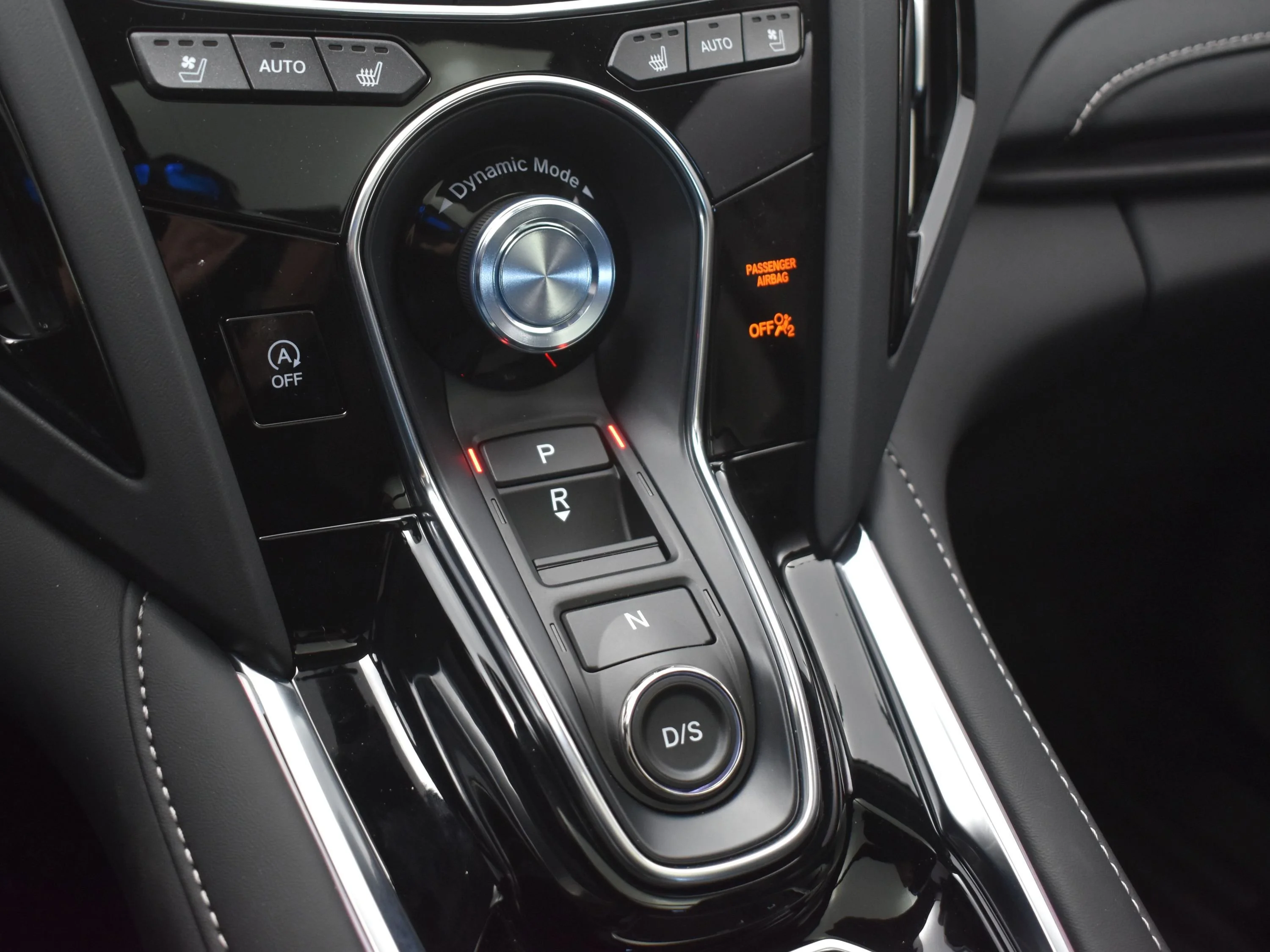 New 2026 Liquid Carbon Metallic Acura w/Advance Package image 18