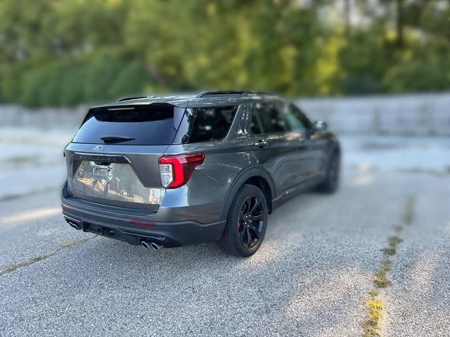 Used 2020 Gray Ford ST image 13