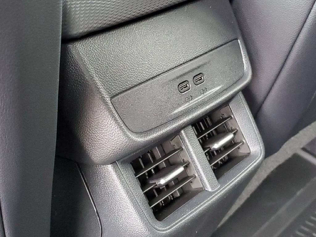 New 2027 Sterling Gray Metallic Chevrolet LT image 29