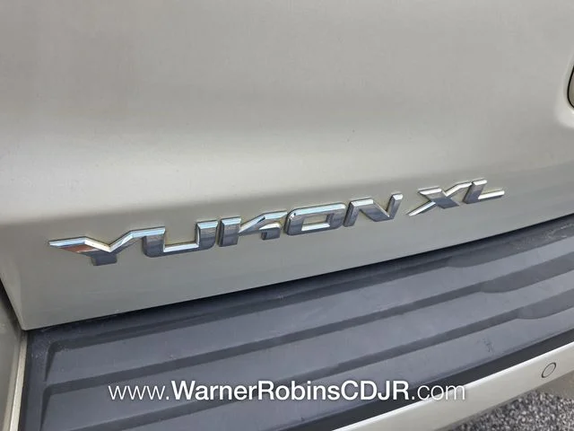 Used 2016 Silver GMC SLT image 13