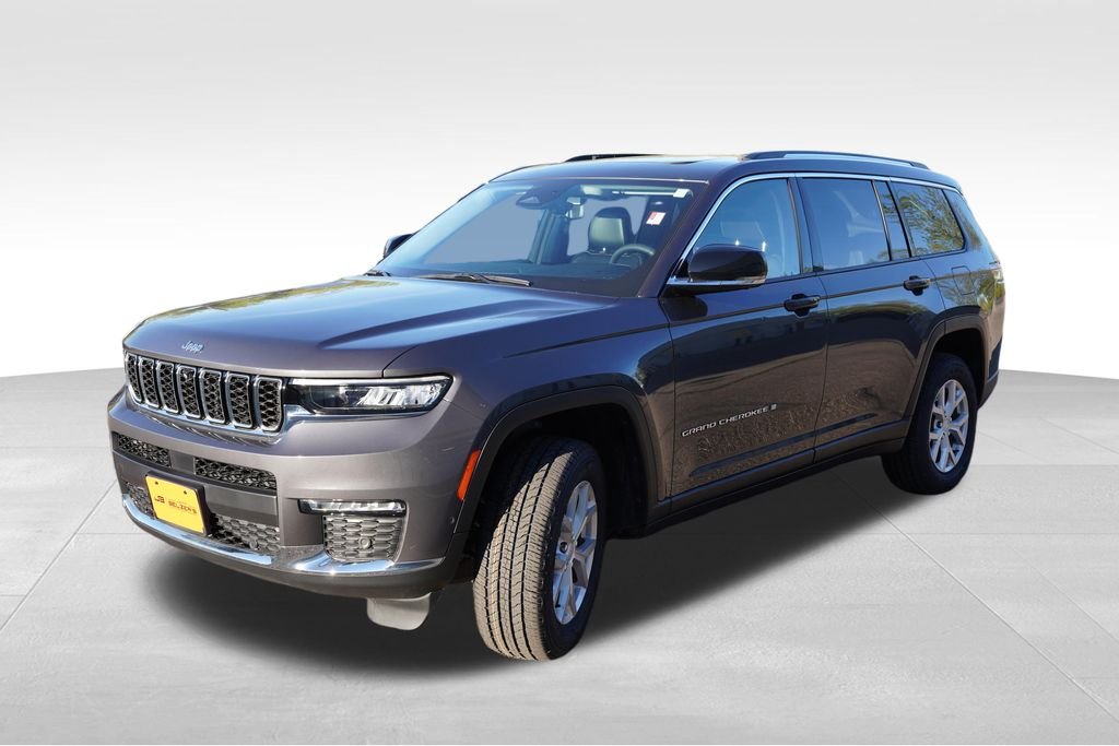 Used 2023 Baltic Gray Metallic Clearcoat Jeep Limited image 11