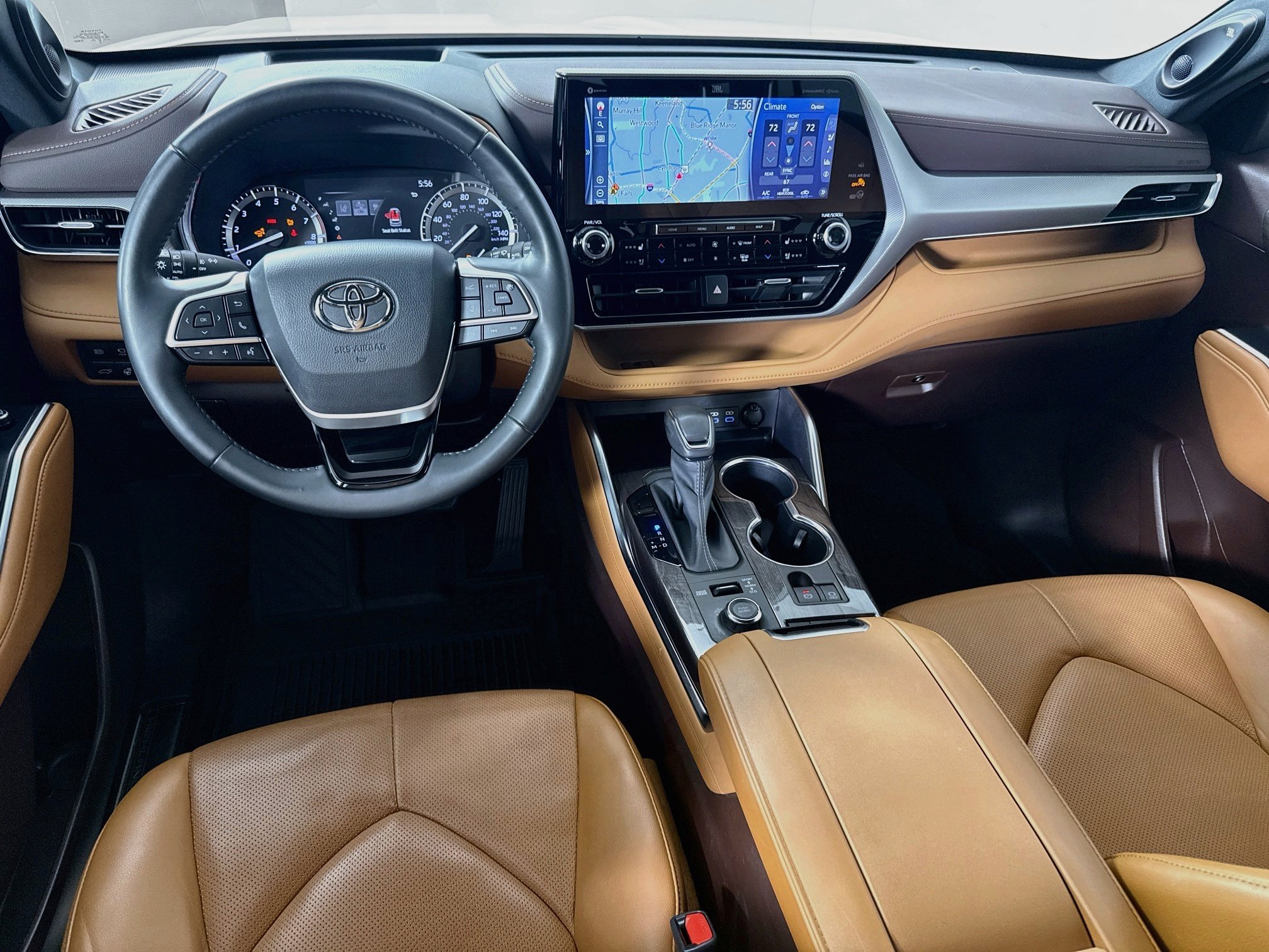 Used 2022 Wind Chill Pearl Toyota Platinum image 23