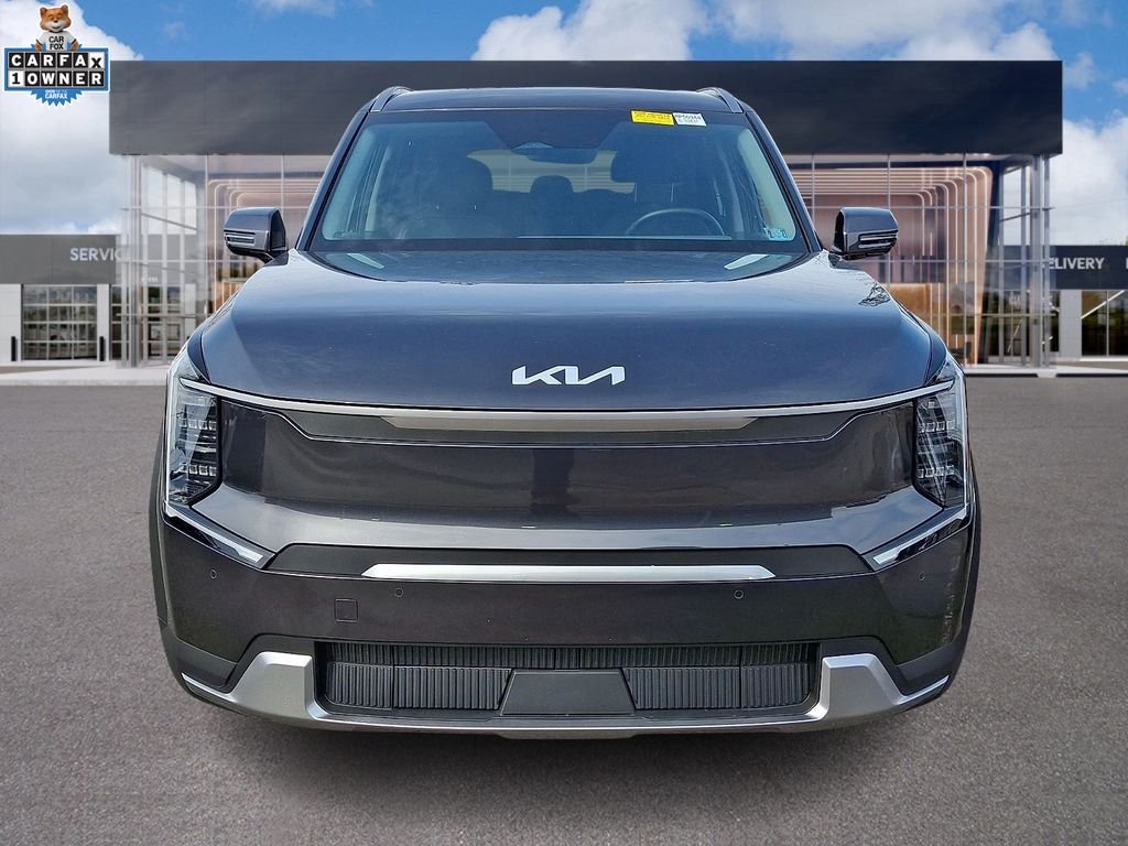 Certified 2024 Kia Ev9 Wind with VIN KNDAFFS56R6050944 for sale in Allentown, PA